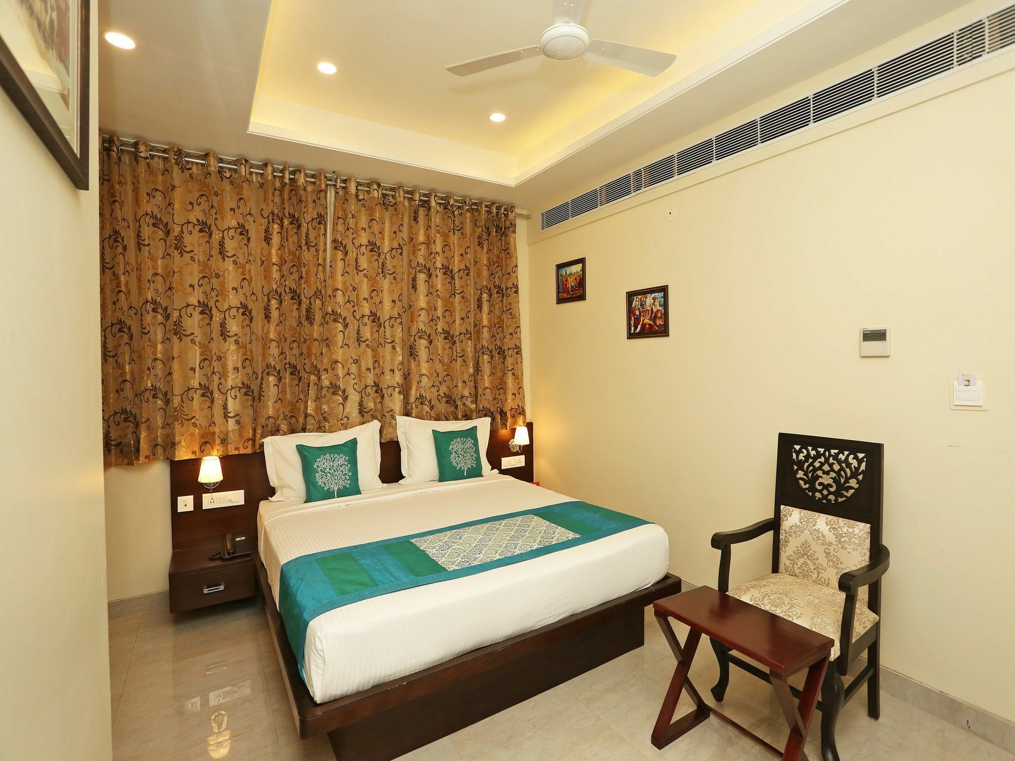 Oyo 9753 Hotel Cheelgadi Jaipur Exteriör bild